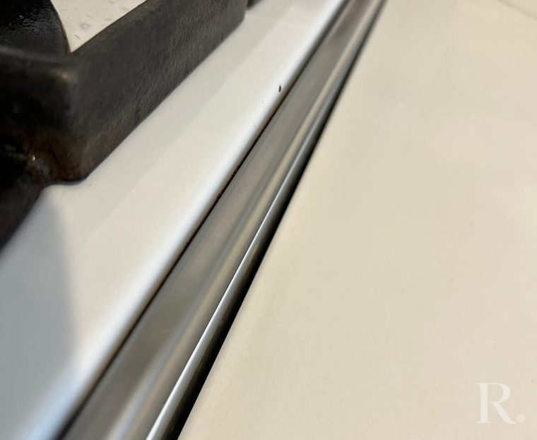 The details around the range: after cleaning